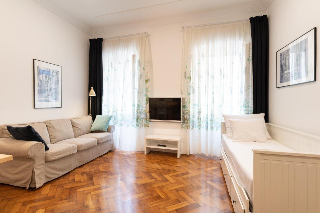 Mimi Carera Apartment & Room 로비니 외부 사진