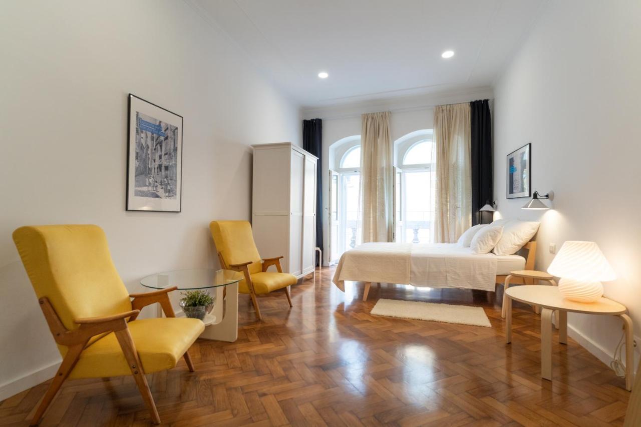 Mimi Carera Apartment & Room 로비니 외부 사진